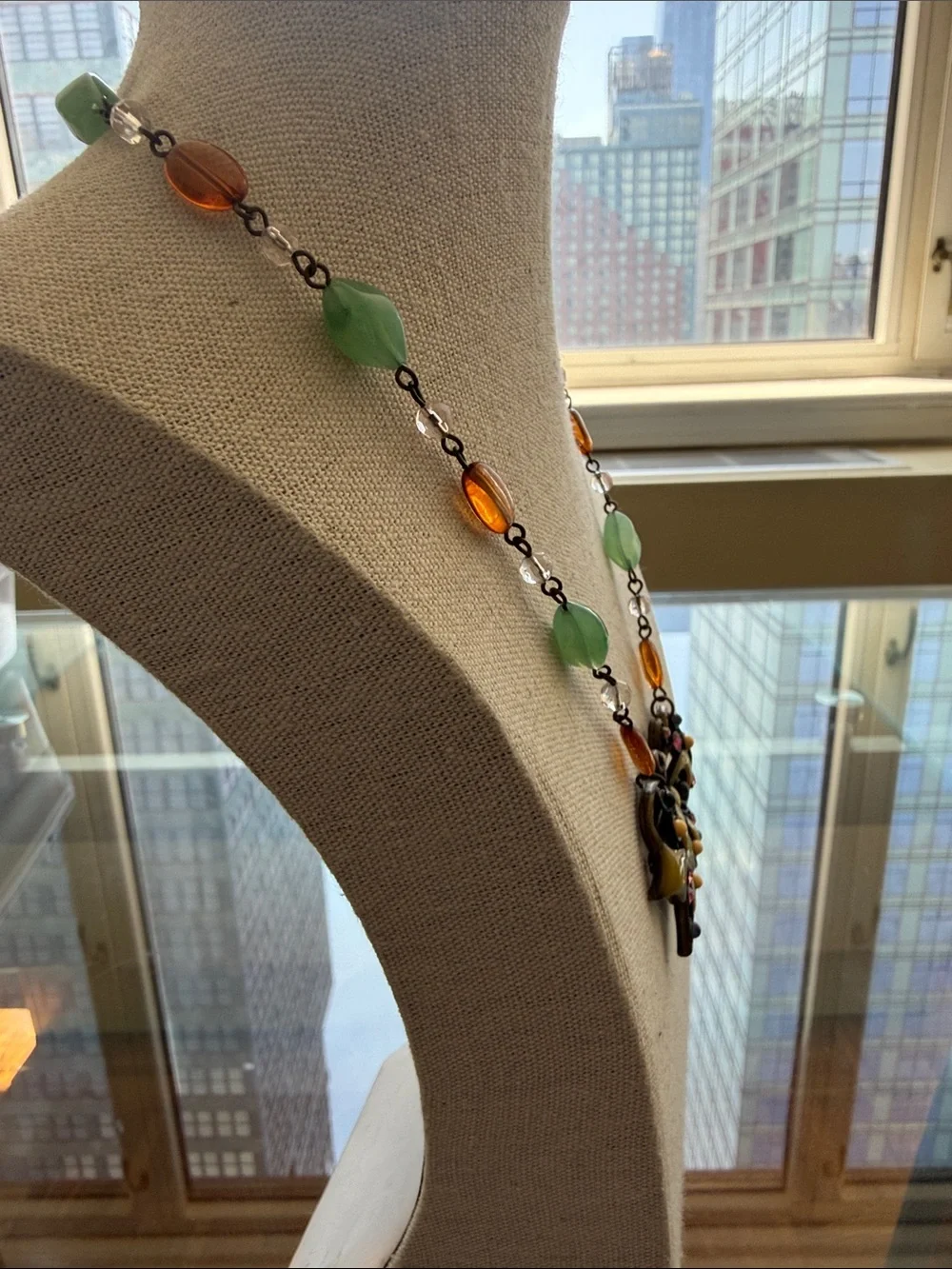 Vintage Butterfly Pendant Necklace with Green & Orange Glass Beads. - Picture 3 of 6